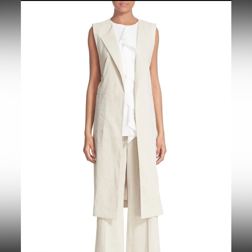 Theory Cream Sleeveless Vest